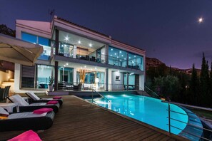 Pool - Rockstar - Stunning Villa in Mallorca (Alcudia)