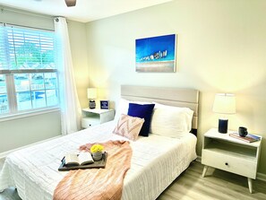 3 chambres, bureau, Wi-Fi, literie fournie