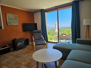 TV, fireplace - Apartment VUE MER on the Côte d'Azur with garden for 2 - 3 persons (Vence)