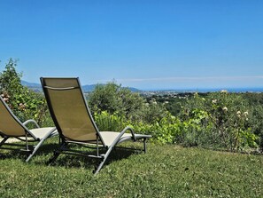 Property grounds - Apartment VUE MER on the Côte d'Azur with garden for 2 - 3 persons (Vence)