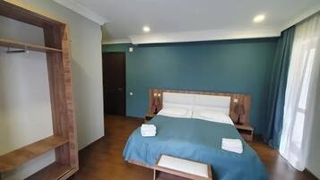 Comfort Double Room, Balcony, Mountain View | Free WiFi