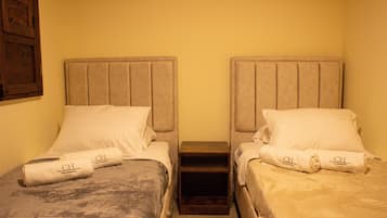 9 bedrooms, WiFi, bed sheets