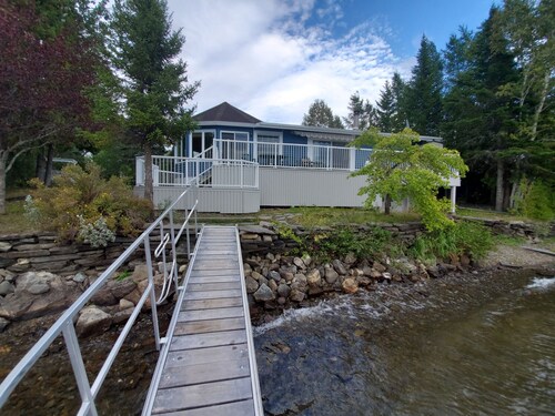 4-season cottage on Lac du Portage è Ste-Paule