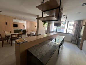 Microwave - Apartemnto completo na Vila Mariana (São Paulo)