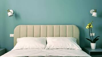 Economy Double Room, 1 Queen Bed, Private Bathroom | Desk, laptop workspace, free WiFi