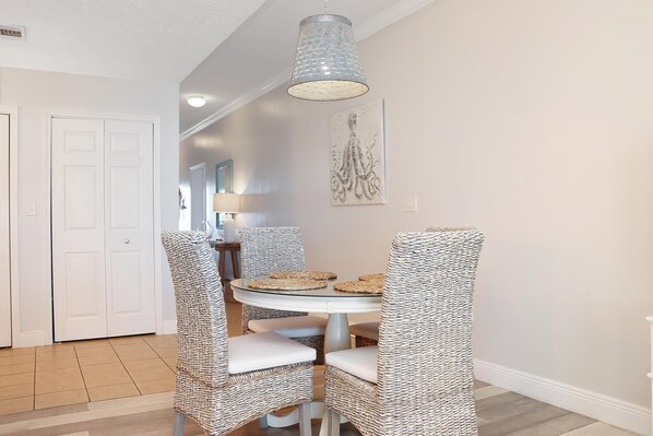 Apartment, Mehrere Betten (Summerhouse 309) | Speisen