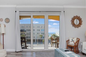 Condo, várias camas (Summerhouse 309) | Área de estar