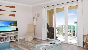 Condo, Multiple Beds (Summerhouse 309) | Living area