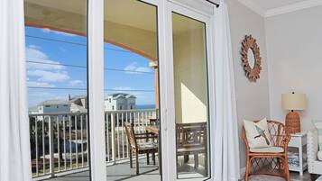 Condo, Multiple Beds (Summerhouse 309) | Interior