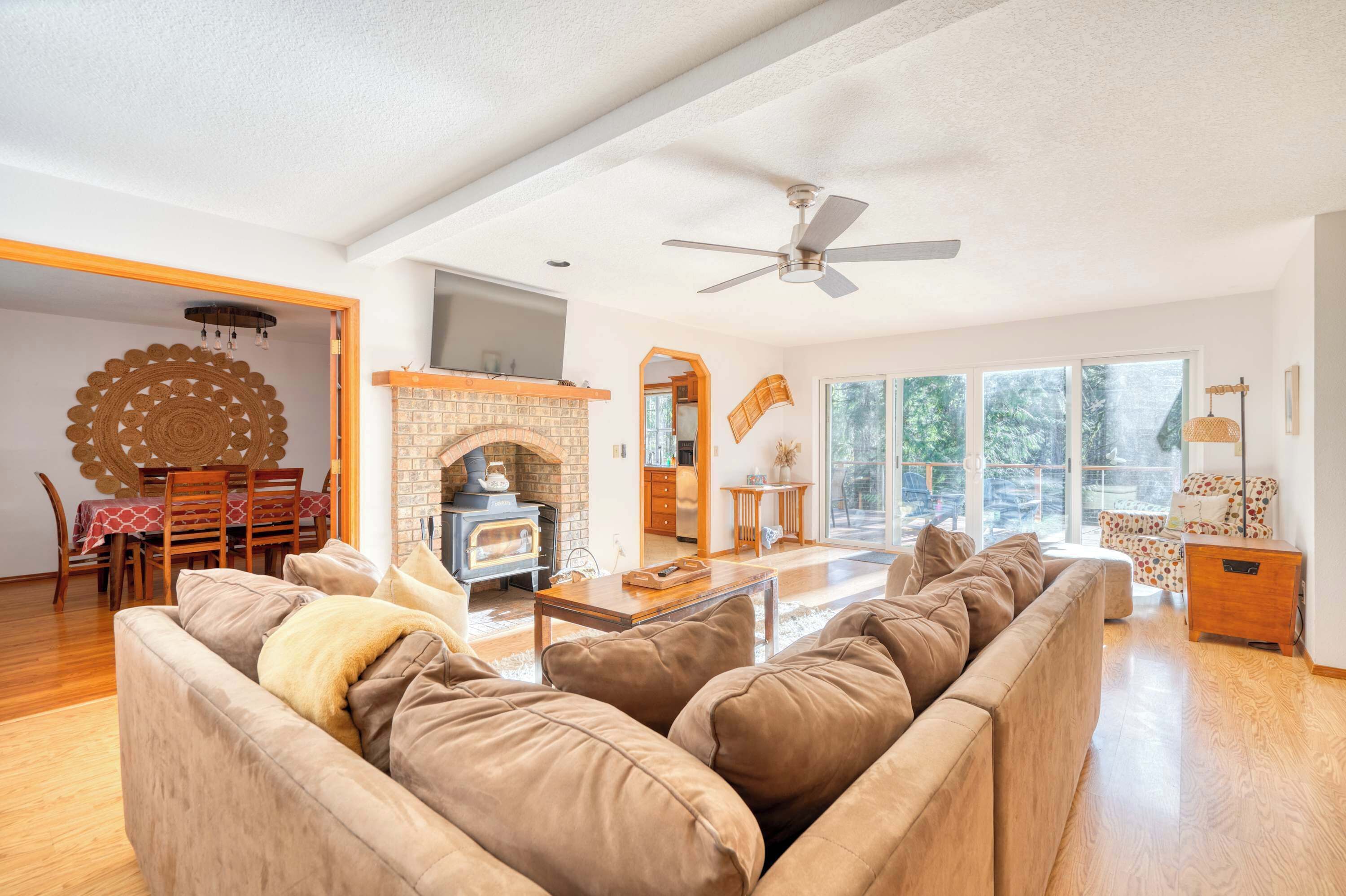 TV, fireplace, DVD player, foosball