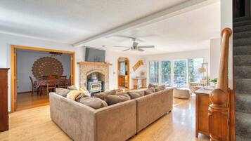 TV, fireplace, DVD player, table football