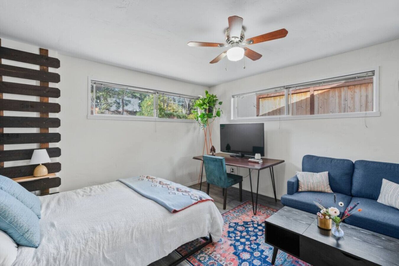 1 chambre, bureau, fer et planche à repasser, accès au Wi-Fi (inclus)