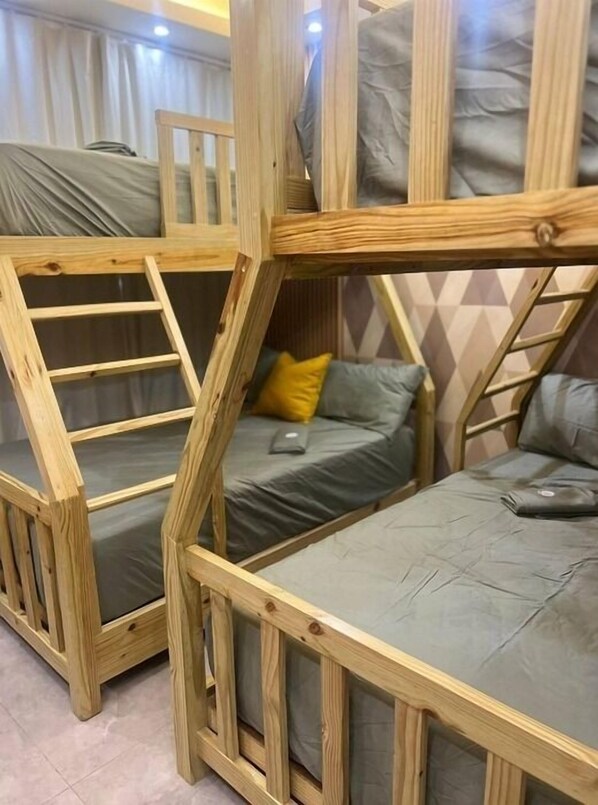 3 bedrooms, WiFi, bed sheets