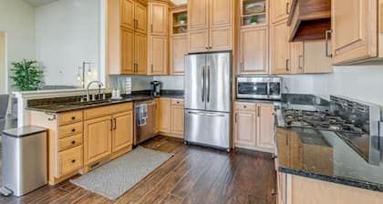 Secluded 16-acre Ranch House near Red Fleet, Steinaker & Flaming Gorge