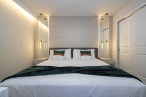 10 bedrooms, iron/ironing board, travel crib, WiFi