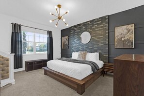 9 bedrooms, iron/ironing board, WiFi, bed sheets - Last Minute Disney! Private Pool, Hot Tub, Game Room & Themed Bedrooms. Book Now! #126599 (Orlando)