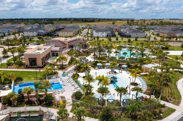 A heated pool - Disney! Private Pool, Game Room & Themed Bedrooms. Book Now! #Solara241 (Orlando)