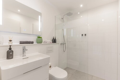 FeWo Horst moderne 2,5 Zimmerwohnung im Herzen von GE-Horst