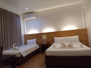 Phòng đôi Deluxe | 1 phòng ngủ, bộ đồ giường cao cấp, trang trí khác biệt