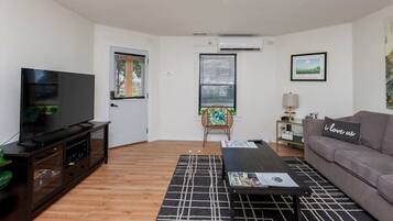 智能电视、电子游戏、书