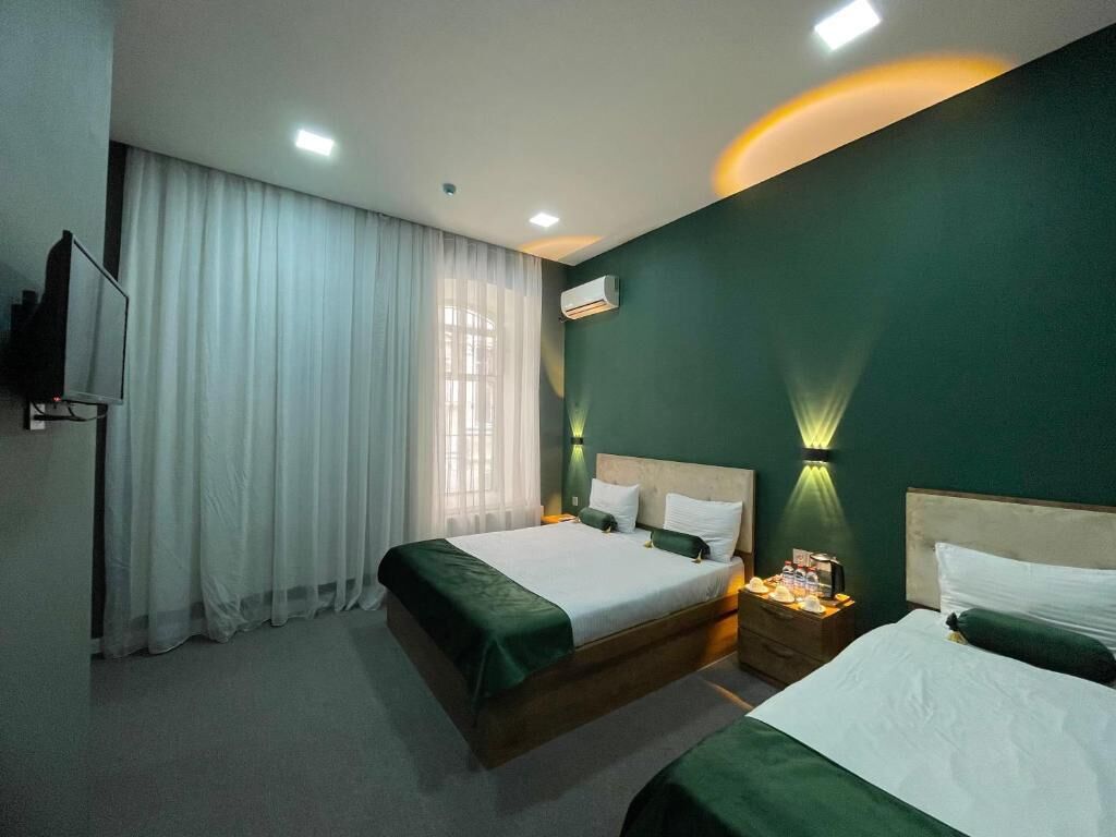 Tremannsrom – comfort | Blendingsgardiner, lydisolert og wi-fi (inkludert)