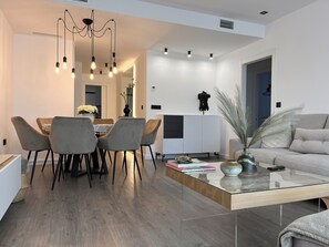 智能電視、音響