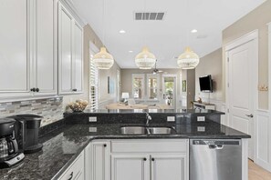 House (3 Bedrooms) | Bahagian dalam