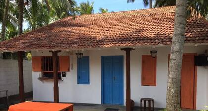 Enjoyable bed & breakfast with AC in Dondra - 2 bedrooms