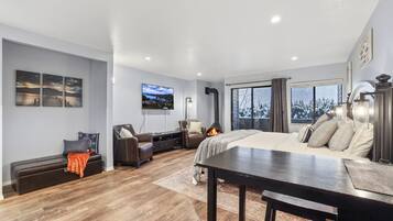 Lit parapluie, Wi-Fi gratuit, draps fournis