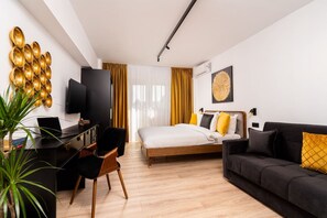 1 chambre, bureau, fer et planche à repasser, Wi-Fi