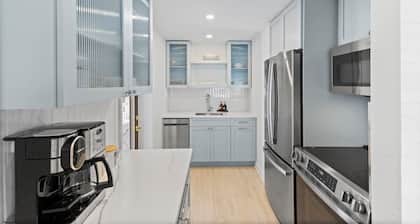 Anchor Inn #3, a charming 2-bedroom retreat in the heart of Boca Grande - Sleeps 6