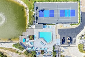 Pool - Beachfront luxury at BG North 64, spacious 2-bedroom condo in Boca Grande (Placida)