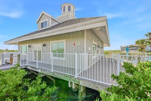 Exterior - Beachfront luxury at BG North 64, spacious 2-bedroom condo in Boca Grande (Placida)