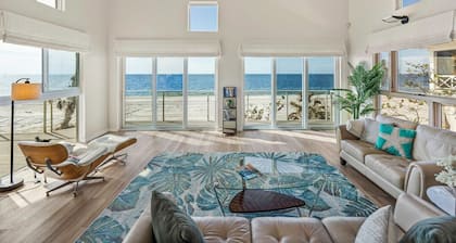 Stunning Beachfront Home 3-bedroom, 3-bathroom home on Boca Grande