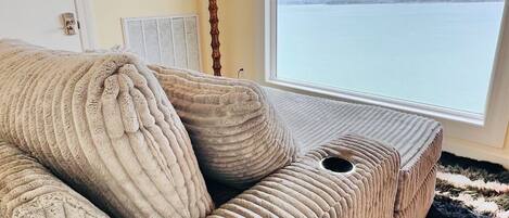 5 Schlafzimmer, Schreibtisch, Bügeleisen/Bügelbrett, kostenloses WLAN