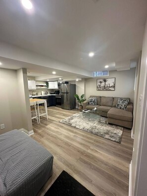 Televisio, työhuone