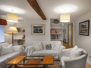 TV - 3 bedroom accommodation in Bishops Castle (Bishops Castle)