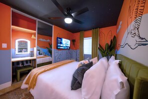 3 bedrooms, iron/ironing board, WiFi, bed sheets