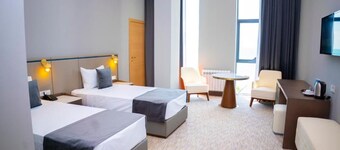 Port Marine Hotel