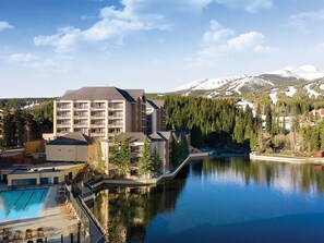 Outdoor pool, a heated pool - 1BR Villa at Marriott's Mountain Valley Lodge – Walk to Slopes + Mountain Views (Breckenridge)