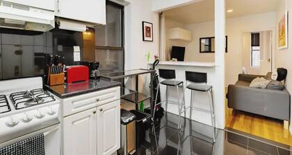 Charming Bedroom in Midtown Theater District NYC