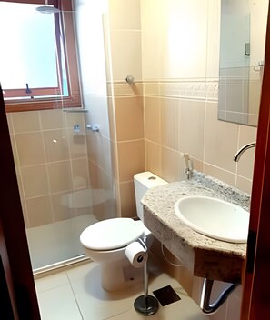 Apartment | Bathroom - Siga Gramado-Perfeito no Centro-Completo (Gramado)