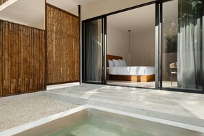 In-room safe, desk, blackout drapes, free cribs/infant beds - Wyndham Tulum (Tulum)