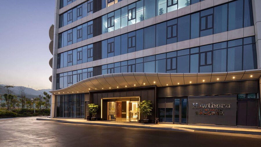 Hawthorn By Wyndham Jinghong Mengyang