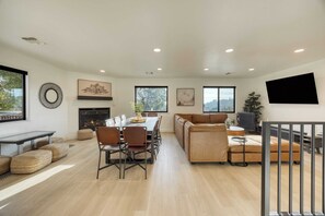 Interior - Terrace Hill Modern Paso Robles Escape Near Wineries, Dining, and Hot Springs (Paso Robles)