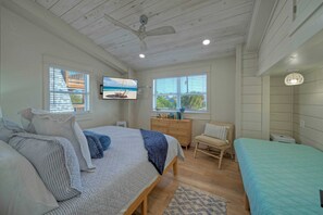 Interior - Seaglass Landing Private Pool, Cabana, & Near Port Aransas Beaches (Port Aransas)
