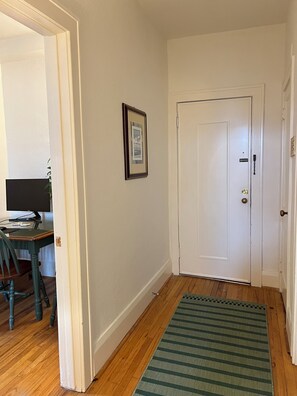 Interior - Private room  (Toronto)