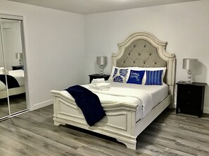 2 bedrooms, desk, iron/ironing board, free WiFi