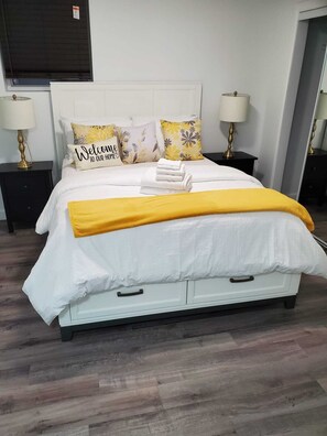 2 chambres, bureau, fer et planche à repasser, Wi-Fi gratuit