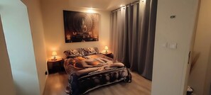 3 Schlafzimmer, Bügeleisen/Bügelbrett, Internetzugang, Bettwäsche